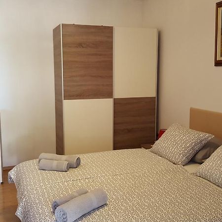 Guest House Jole Rovinj Exterior photo
